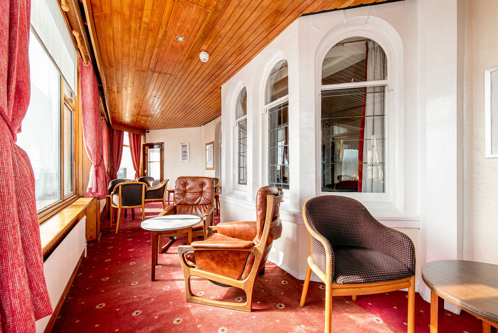The sun lounge at The Headlands